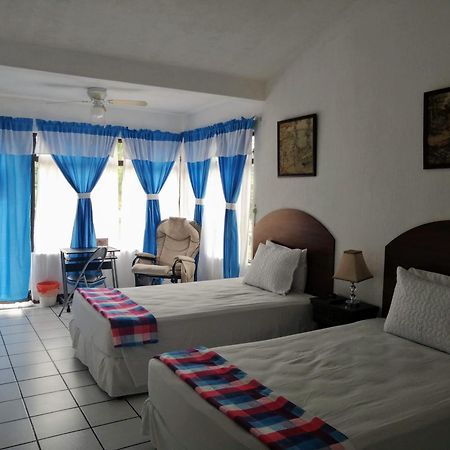 Novohostal B&B Guatemala City Bagian luar foto